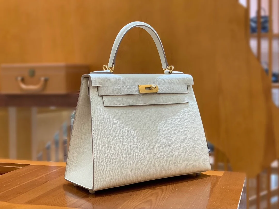 에르메스 켈리 28 셀리에 밀크 쉐이크 골드 하드웨어 (100% HAND MADE)