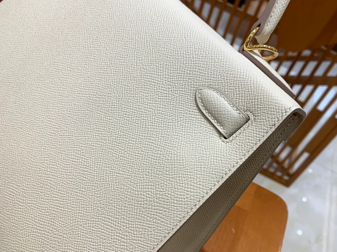 에르메스 켈리 28 셀리에 밀크 쉐이크 골드 하드웨어 (100% HAND MADE)