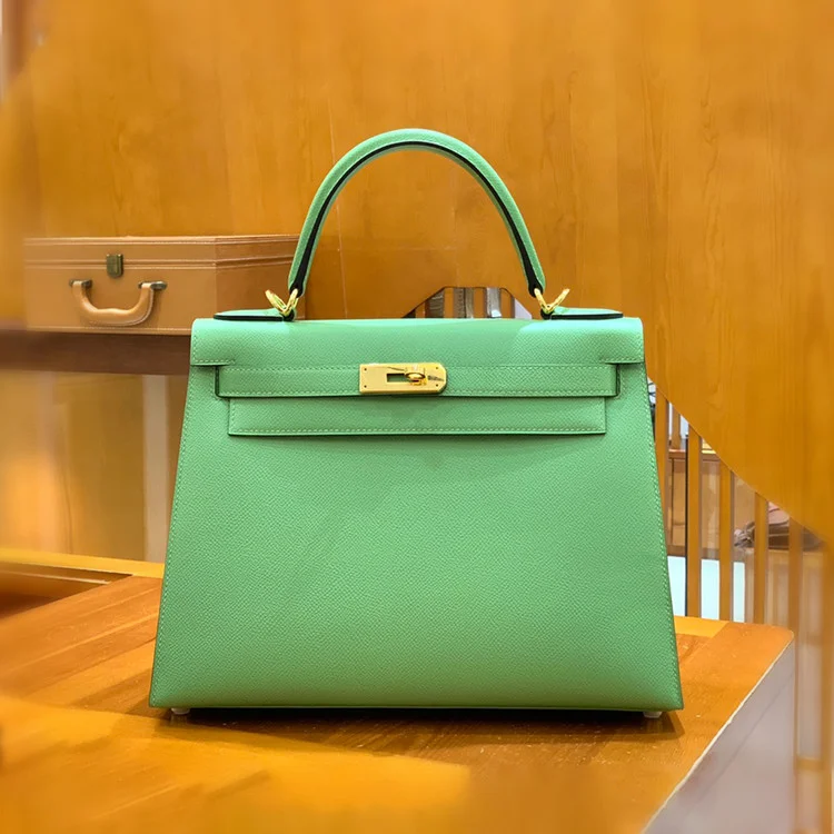 에르메스 켈리 28 셀리에 아보카도 그린 골드 하드웨어 (100% HAND MADE)