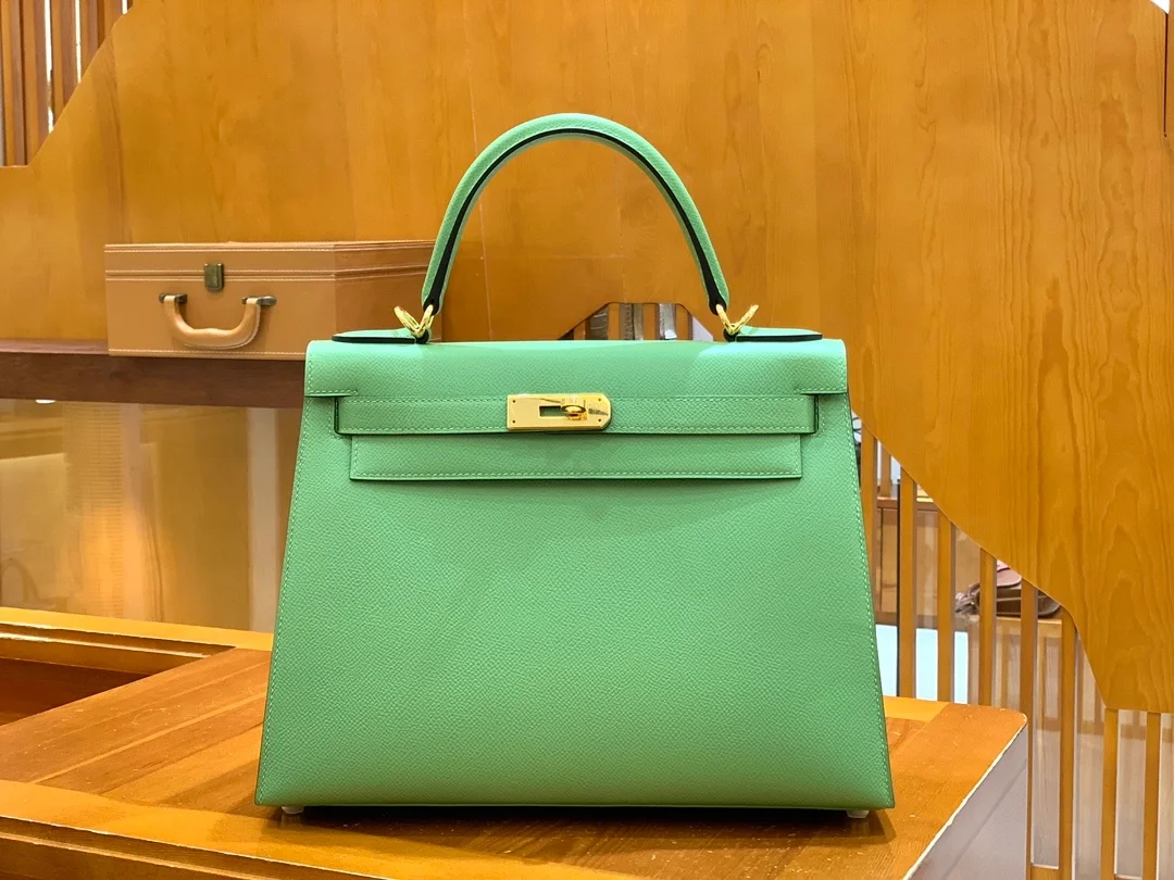 에르메스 켈리 28 셀리에 아보카도 그린 골드 하드웨어 (100% HAND MADE)