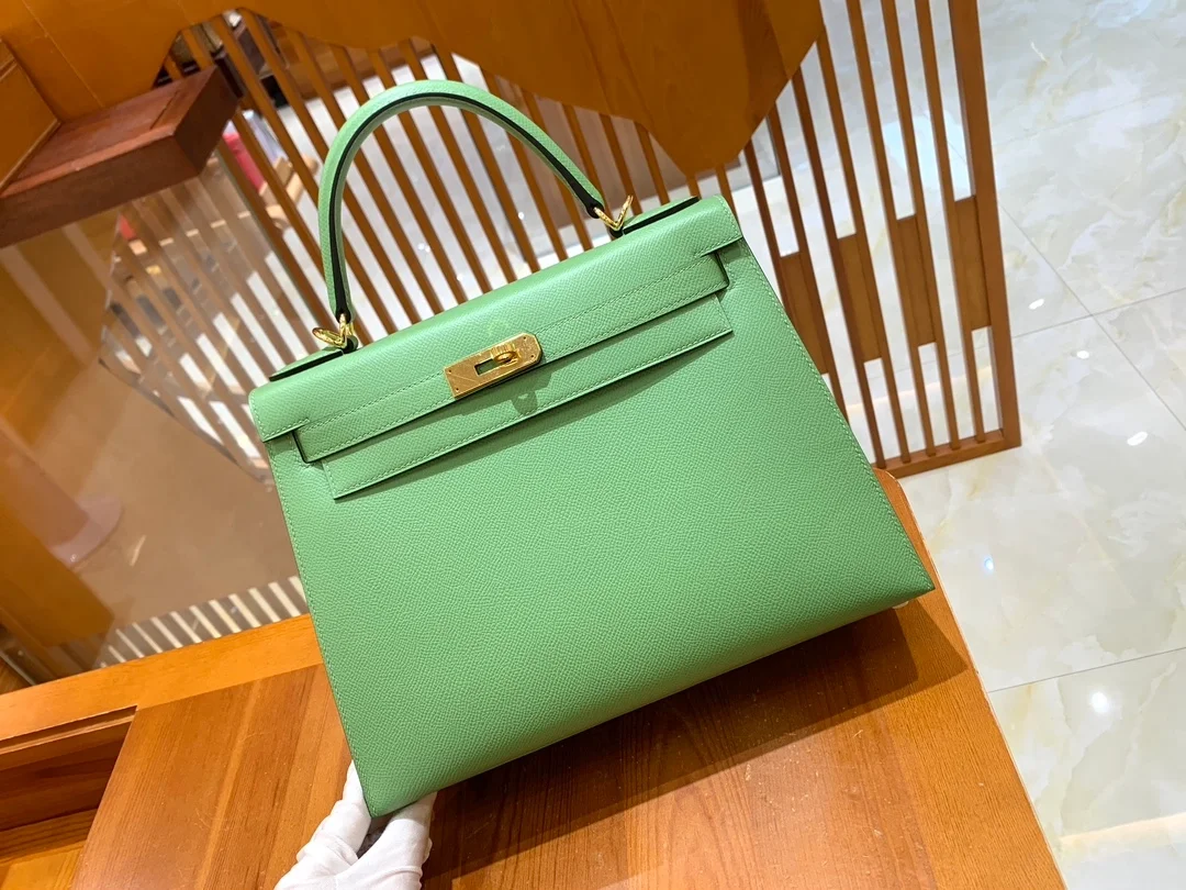 에르메스 켈리 28 셀리에 아보카도 그린 골드 하드웨어 (100% HAND MADE)