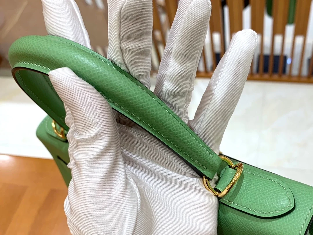 에르메스 켈리 28 셀리에 아보카도 그린 골드 하드웨어 (100% HAND MADE)
