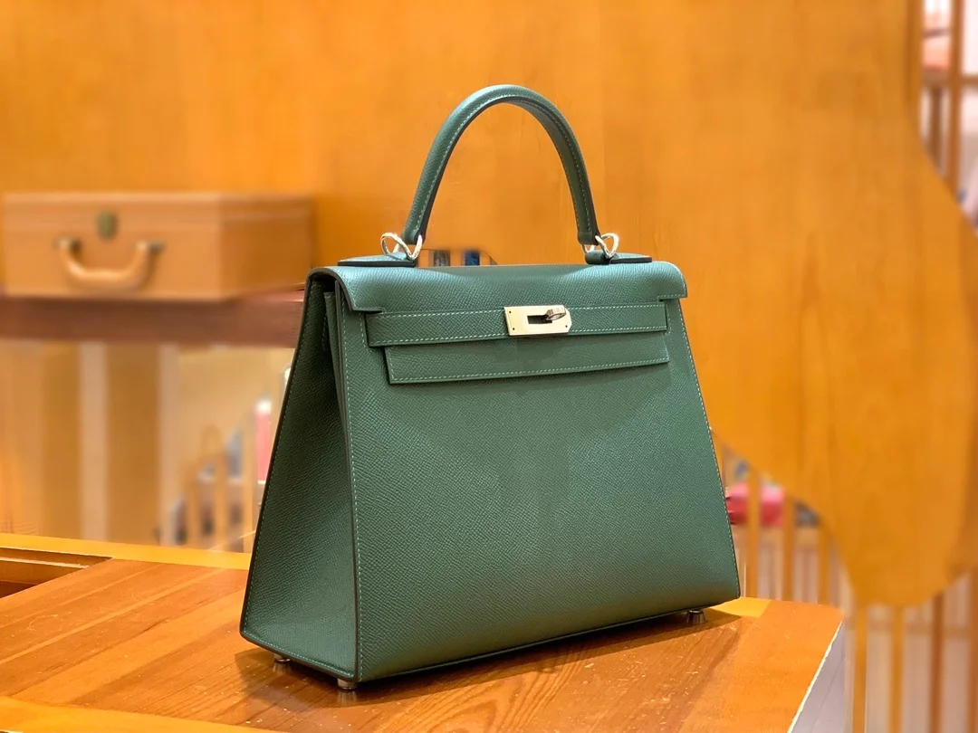 에르메스 켈리 28 셀리에 브리티시 그린 실버 하드웨어 (100% HAND MADE)