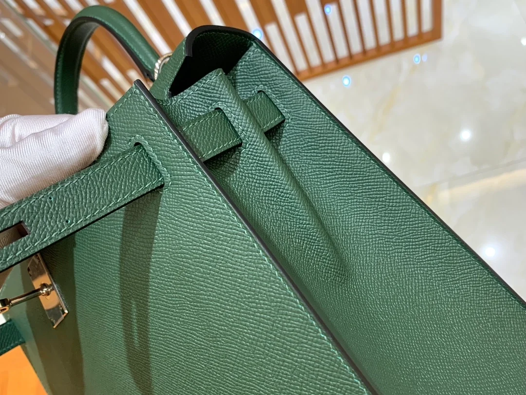 에르메스 켈리 28 셀리에 브리티시 그린 실버 하드웨어 (100% HAND MADE)