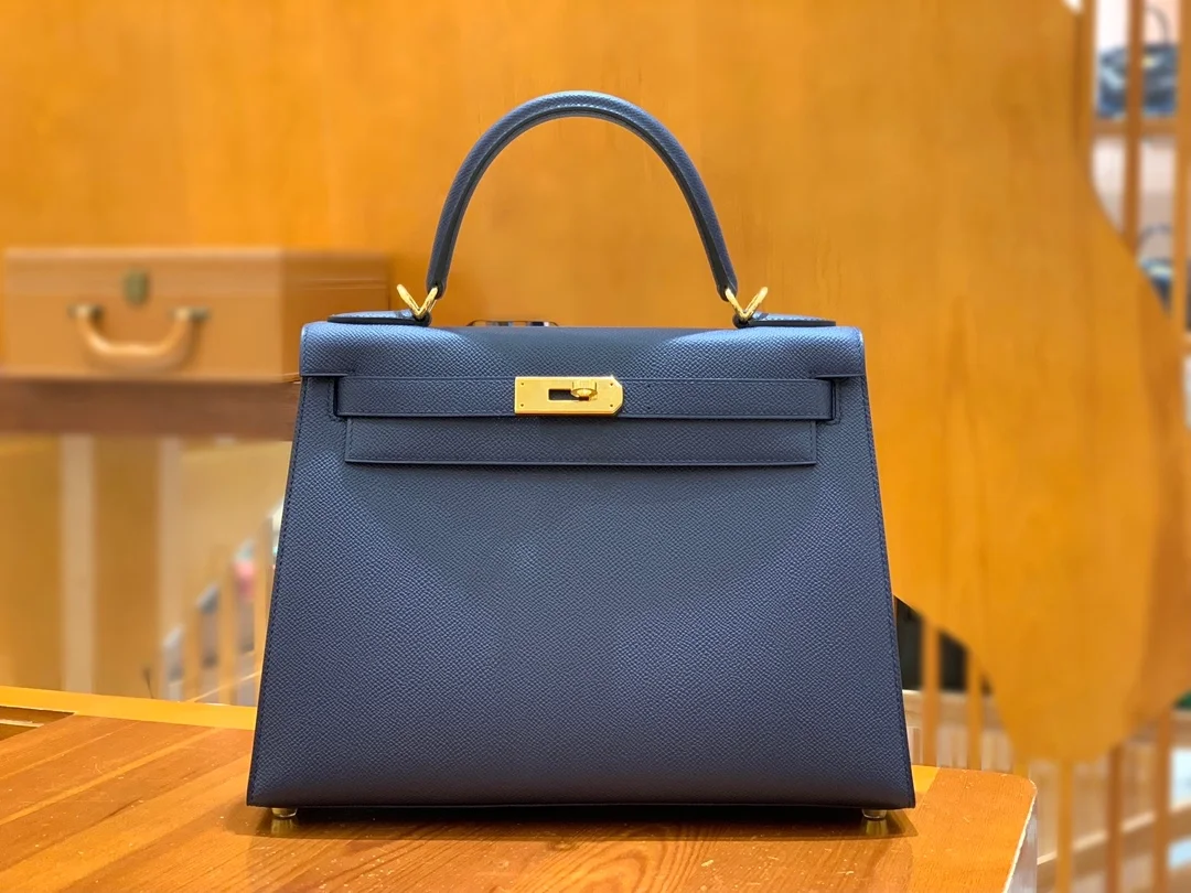 에르메스 켈리 28 셀리에 사파이어 블루 골드 하드웨어 (100% HAND MADE)