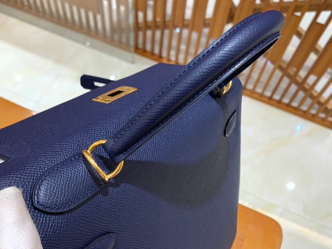 에르메스 켈리 28 셀리에 사파이어 블루 골드 하드웨어 (100% HAND MADE)