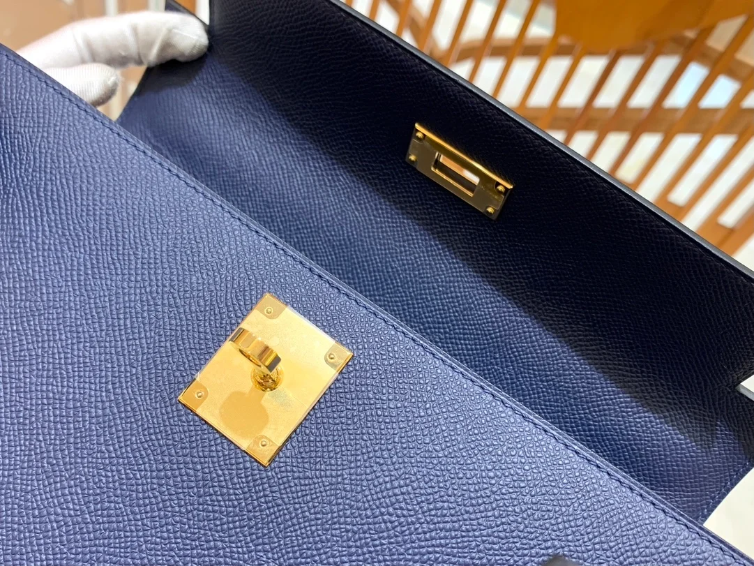 에르메스 켈리 28 셀리에 사파이어 블루 골드 하드웨어 (100% HAND MADE)