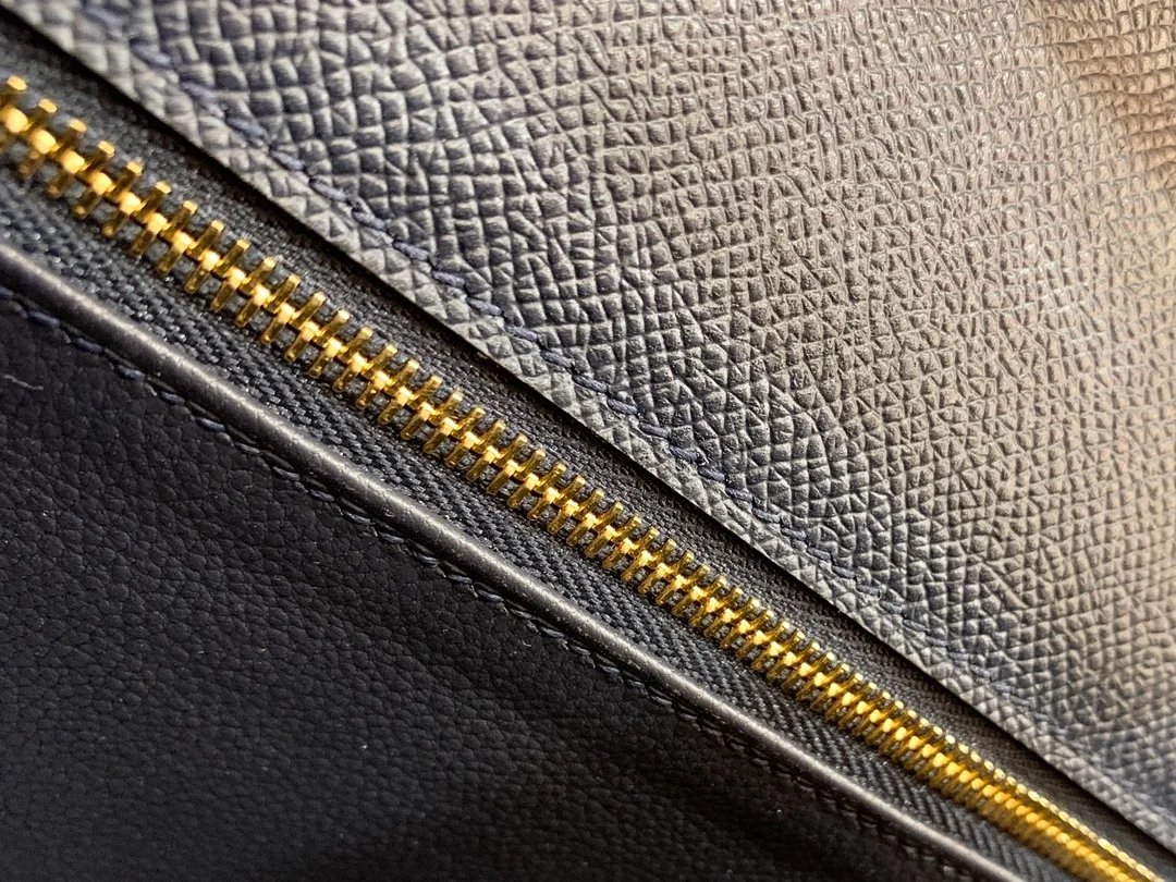 에르메스 켈리 28 셀리에 미드나잇 블루 골드 하드웨어 (100% HAND MADE)