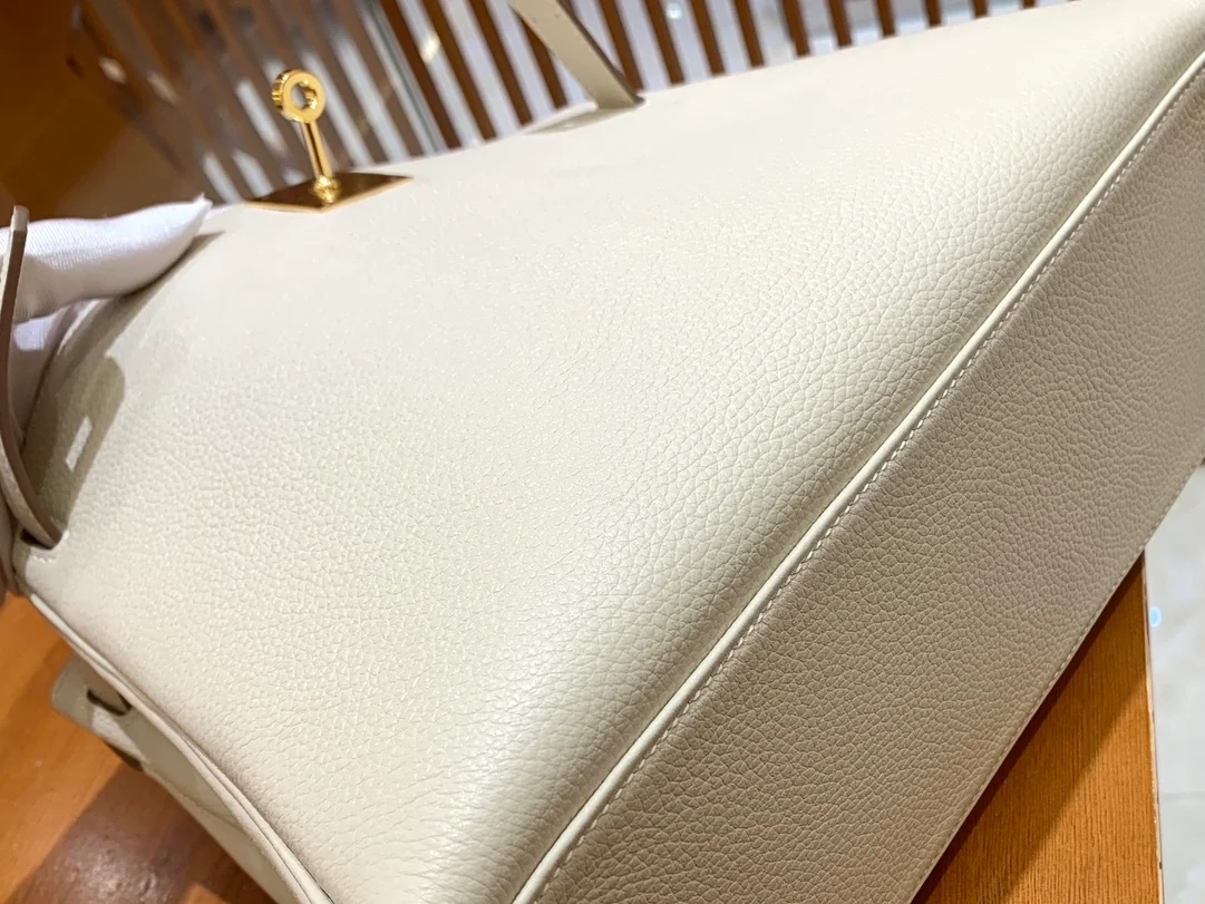 에르메스 켈리 28 르투르네 밀크 쉐이크 골드 하드웨어 (100% HAND MADE)