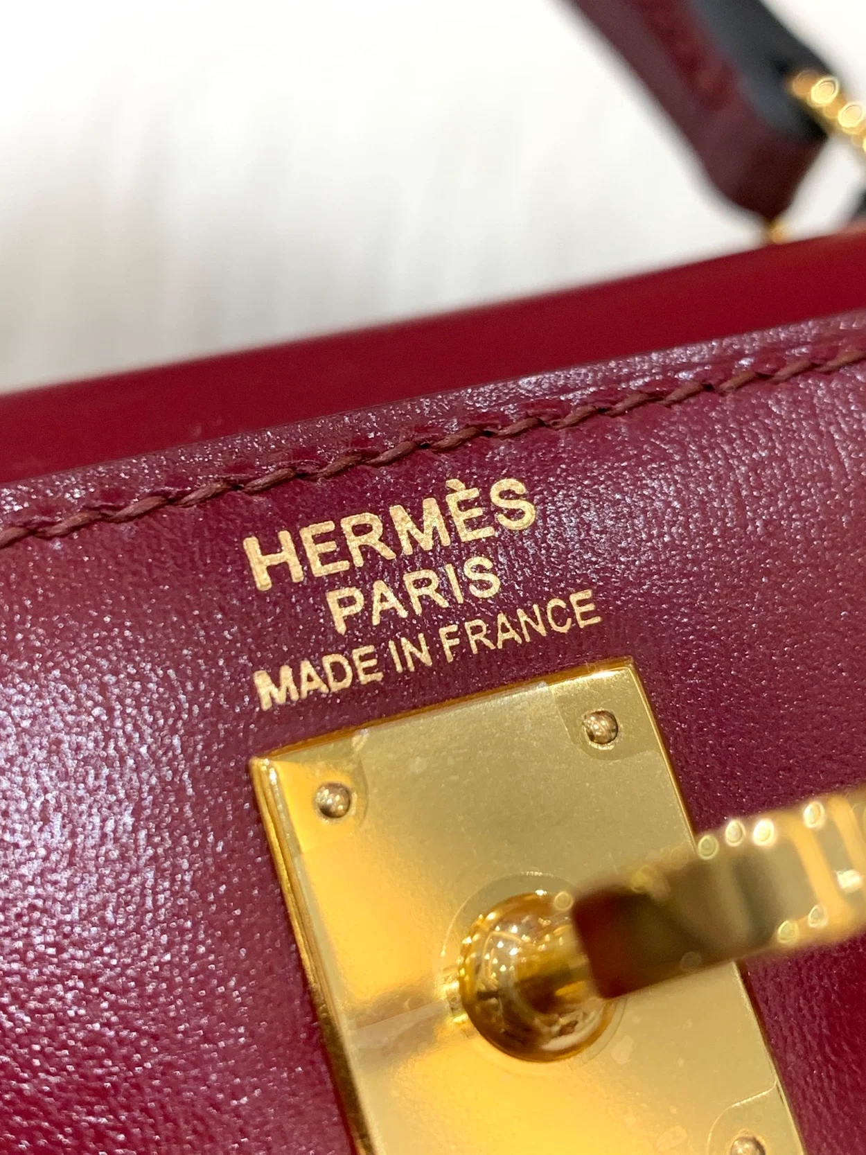 에르메스 켈리 25 셀리에 박스 레트로 레드 골드 하드웨어 (100% HAND MADE)