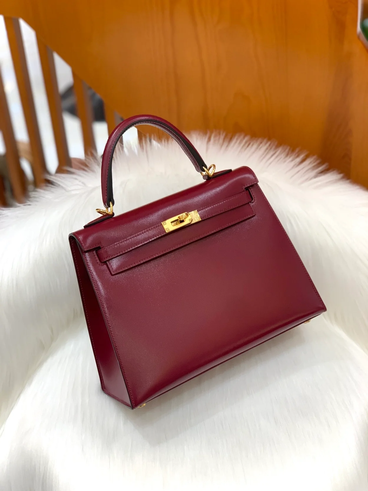 에르메스 켈리 25 셀리에 박스 레트로 레드 골드 하드웨어 (100% HAND MADE)