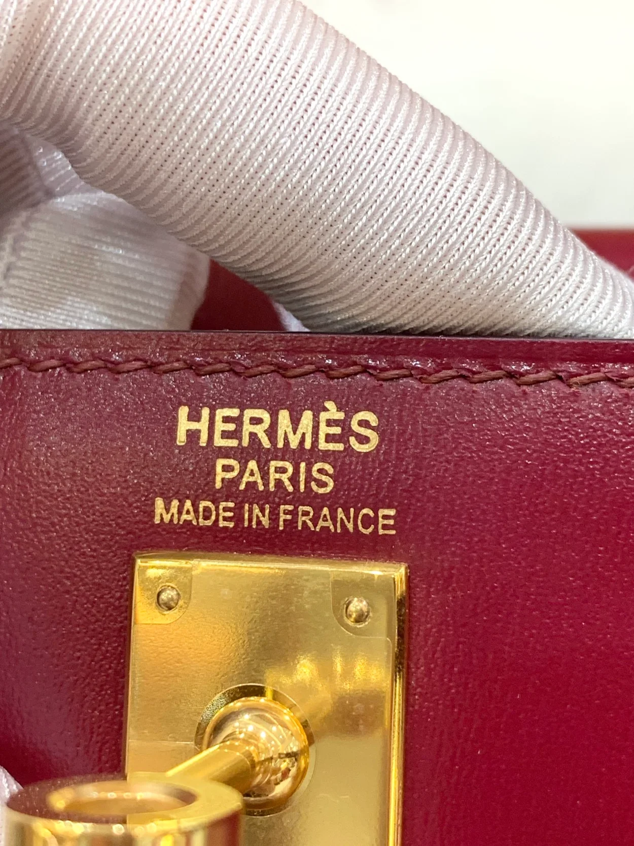 에르메스 켈리 25 셀리에 박스 레트로 레드 골드 하드웨어 (100% HAND MADE)