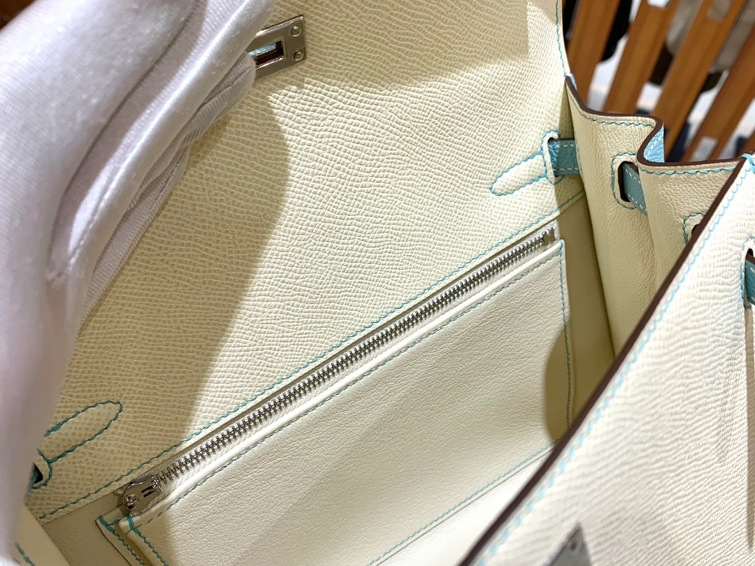 에르메스 켈리 25 셀리에 화이트 마카롱 실버 하드웨어 (100% HAND MADE)