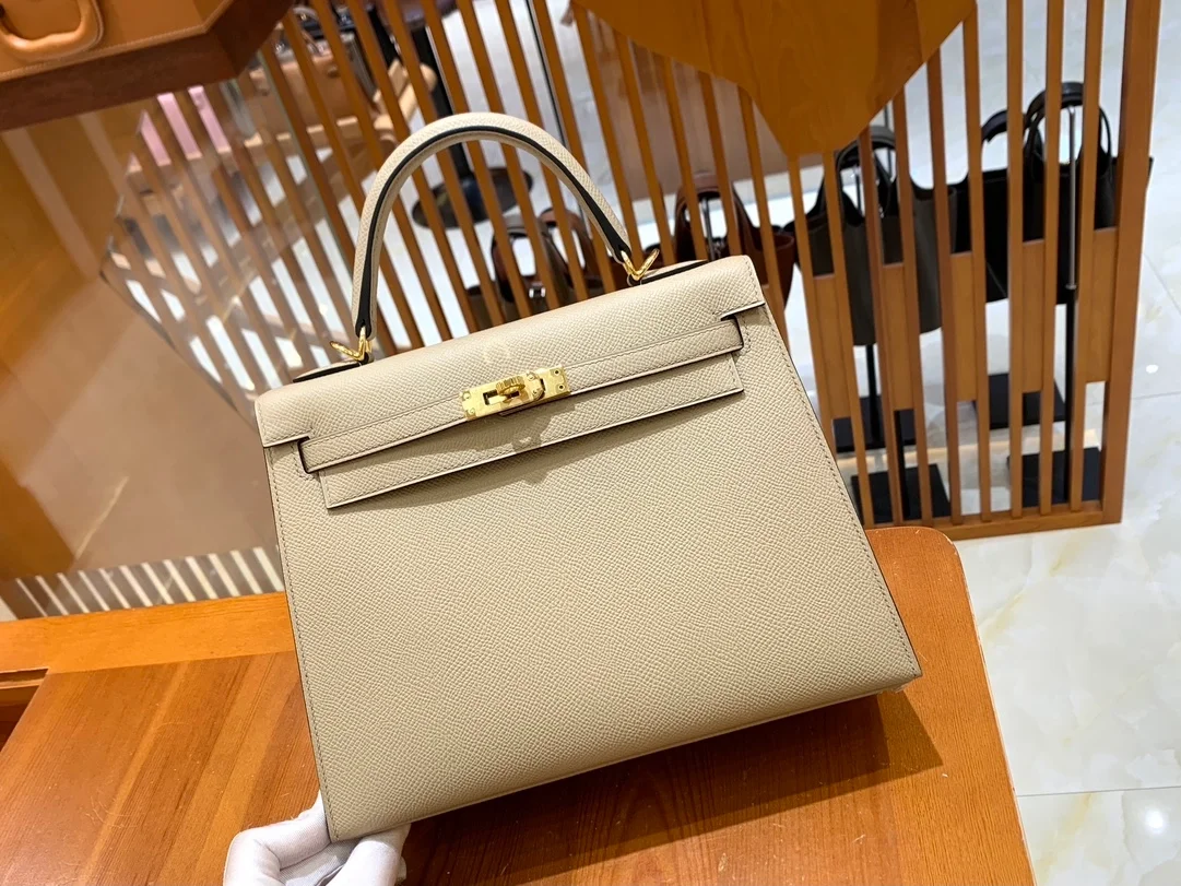 에르메스 켈리 25 셀리에 트렌치 골드 하드웨어 (100% HAND MADE)