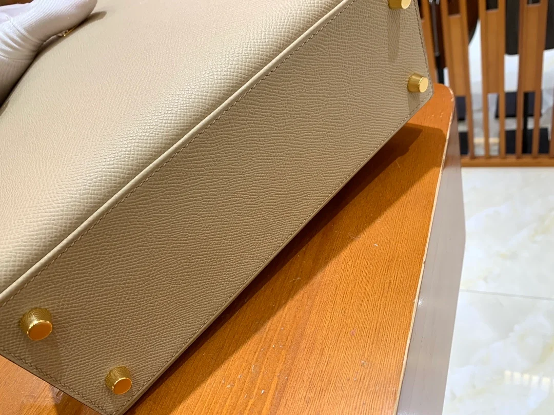 에르메스 켈리 25 셀리에 트렌치 골드 하드웨어 (100% HAND MADE)