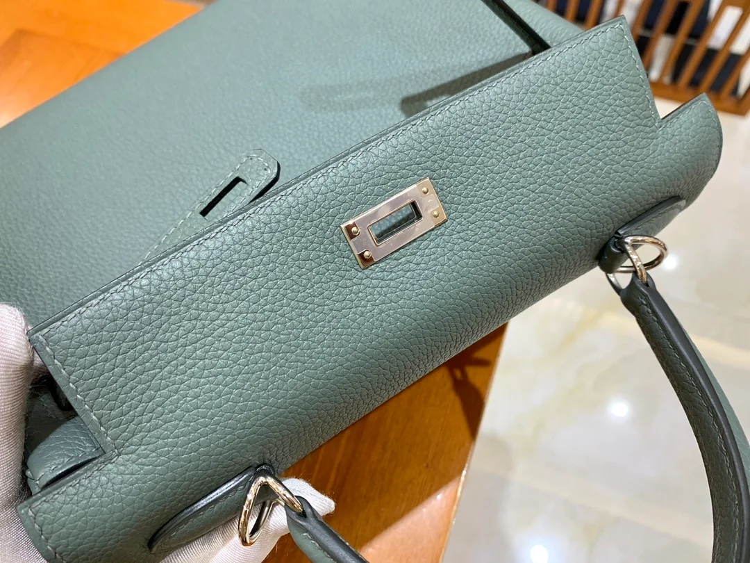 에르메스 켈리 25 르투르네 아몬드 그린 실버 하드웨어 (100% HAND MADE)