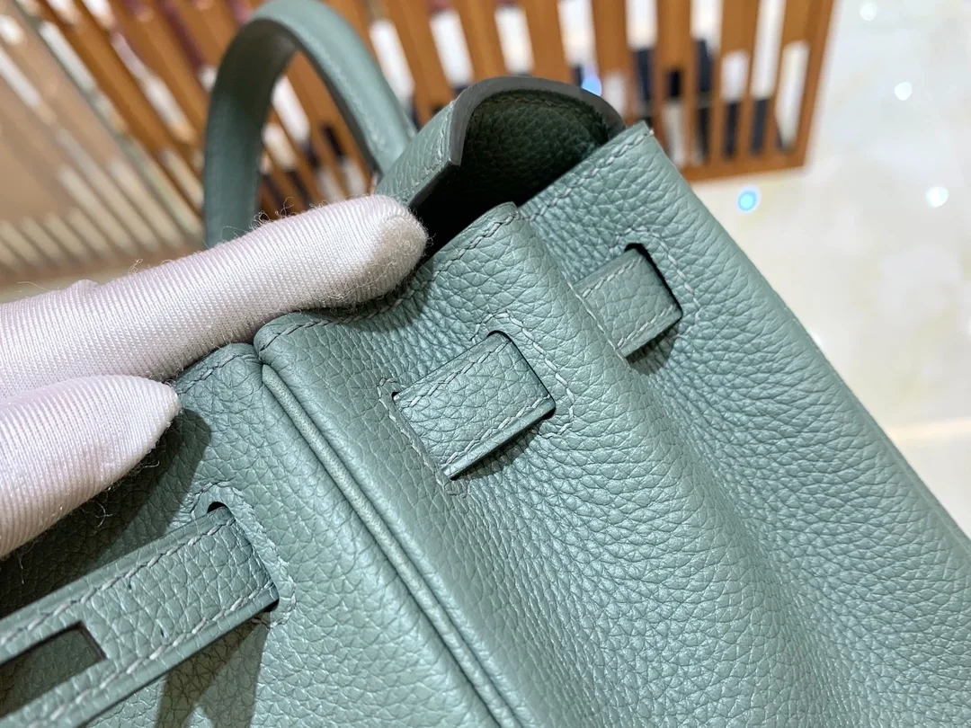 에르메스 켈리 25 르투르네 아몬드 그린 실버 하드웨어 (100% HAND MADE)