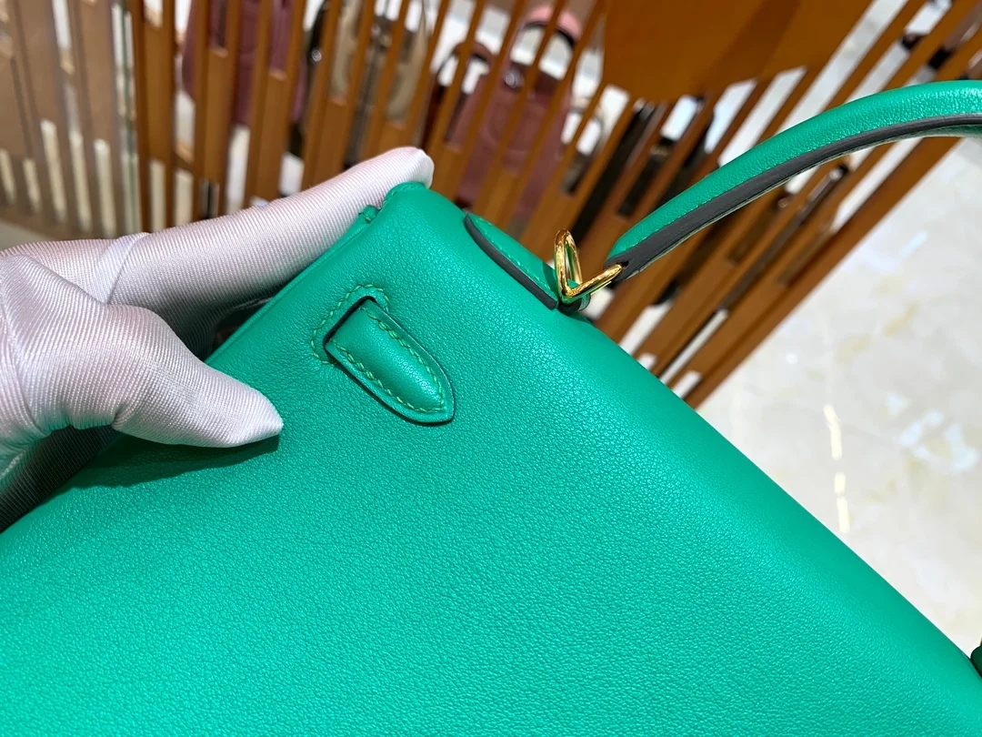 에르메스 켈리 25 르투르네 스위프트 민트 그린 골드 하드웨어 (100% HAND MADE)