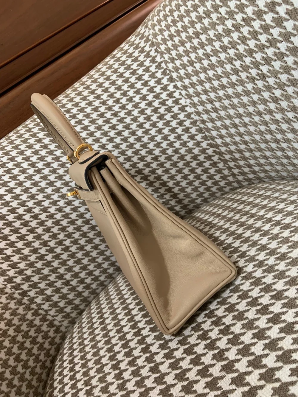 에르메스 켈리 25 르투르네 스위프트 트렌치 골드 하드웨어 (100% HAND MADE)