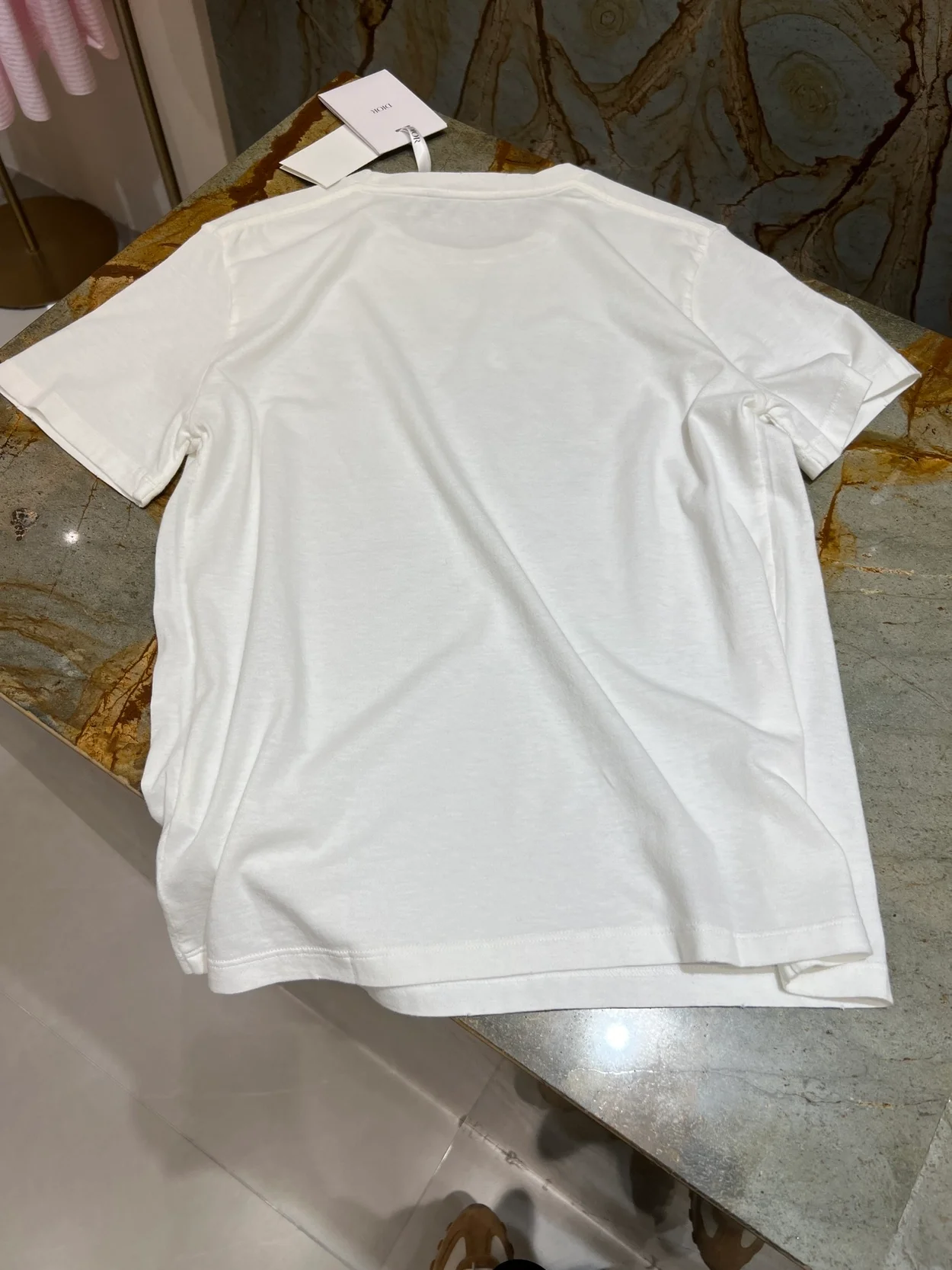 디올 코튼 린넨 저지 스톤워싱 티셔츠 화이트