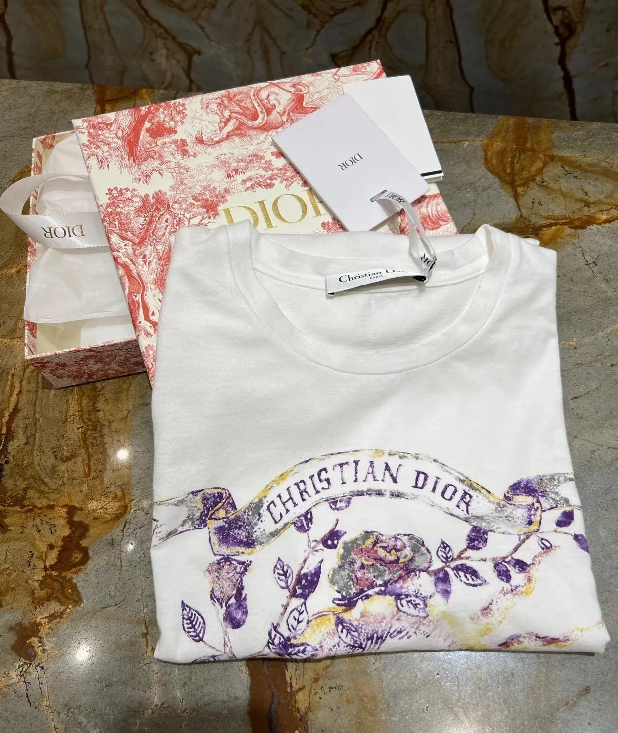 디올 코튼 린넨 저지 스톤워싱 티셔츠 화이트