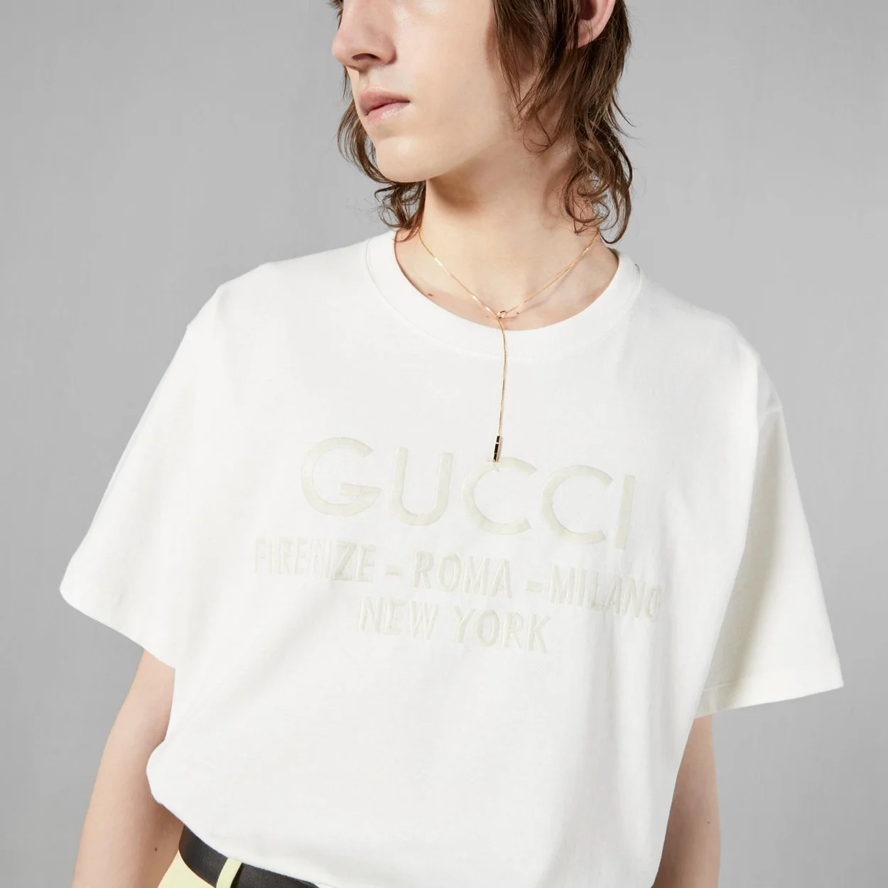 구찌 자수 로고 코튼 티셔츠 화이트