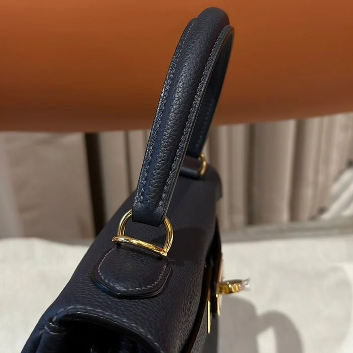 에르메스 켈리 28 르투르네 blue nuit 골드 하드웨어 (100% HAND MADE)