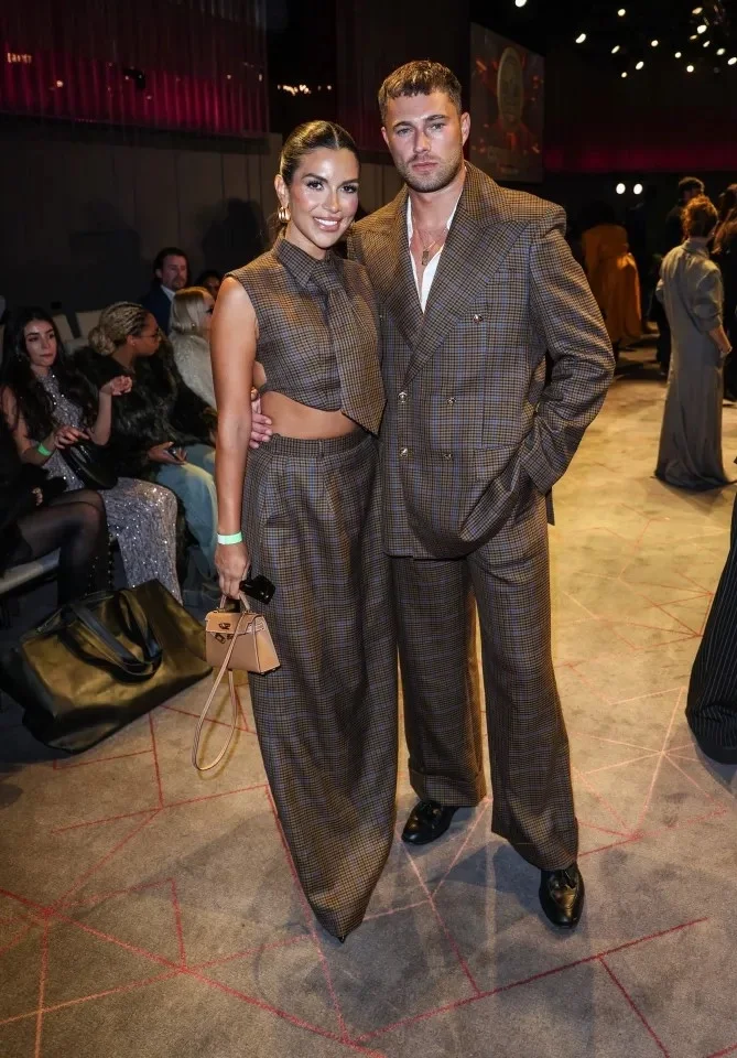 에르메스 미니 켈리 20 셀리에 카멜 골드 하드웨어 (100% HAND MADE)