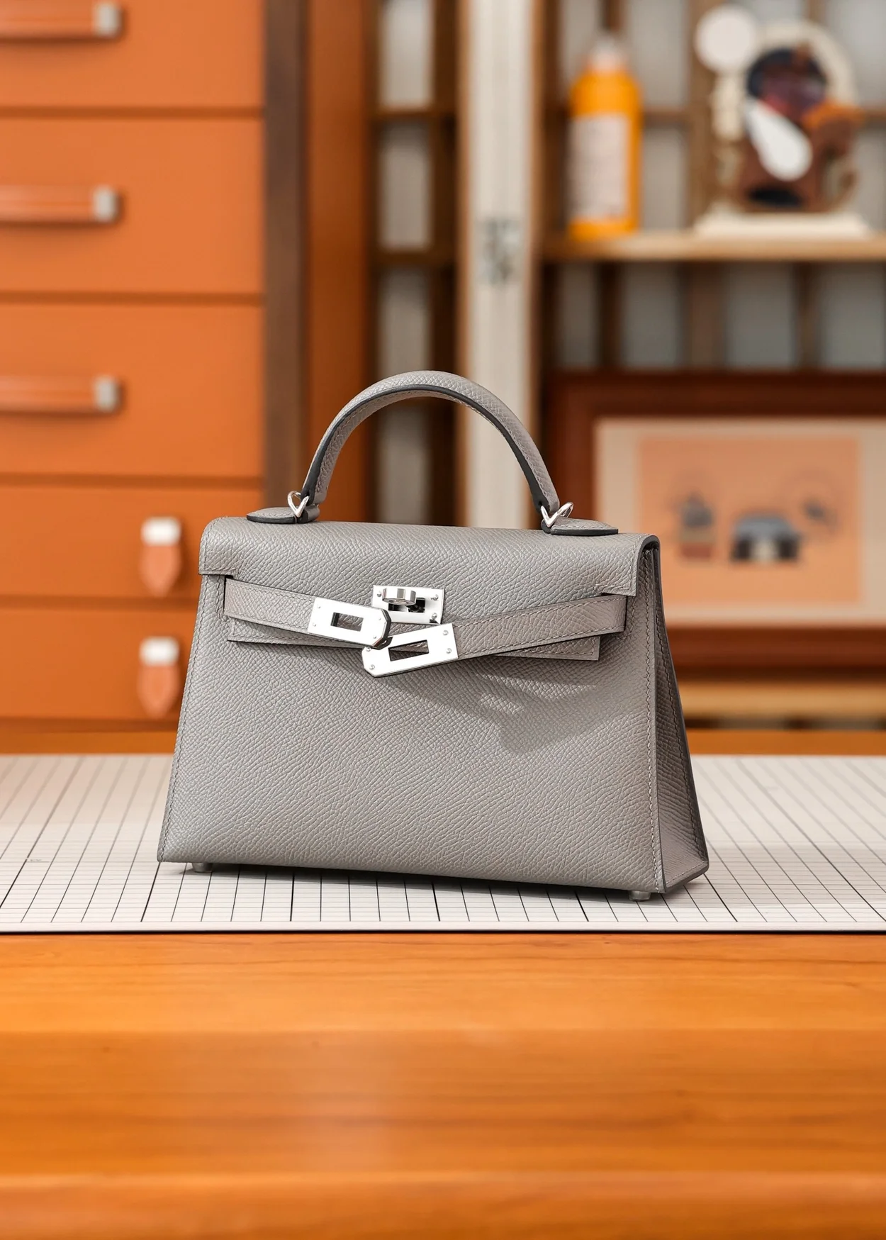에르메스 미니 켈리 셀리에 그레이 팔라듐 하드웨어 (100% HAND MADE)