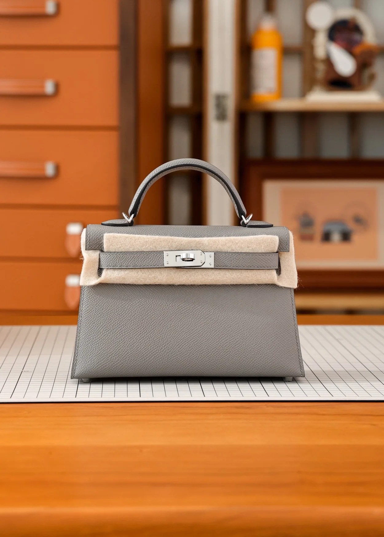 에르메스 미니 켈리 셀리에 그레이 팔라듐 하드웨어 (100% HAND MADE)