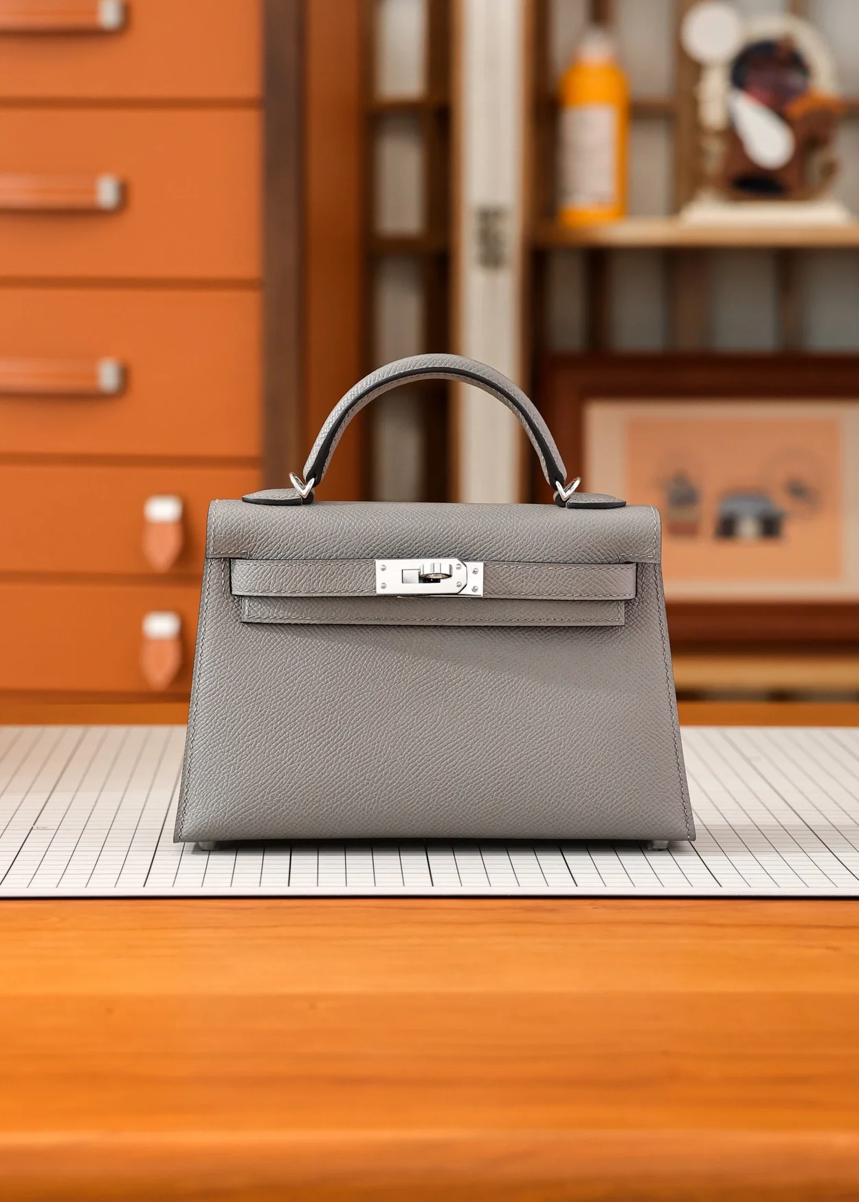 에르메스 미니 켈리 셀리에 그레이 팔라듐 하드웨어 (100% HAND MADE)