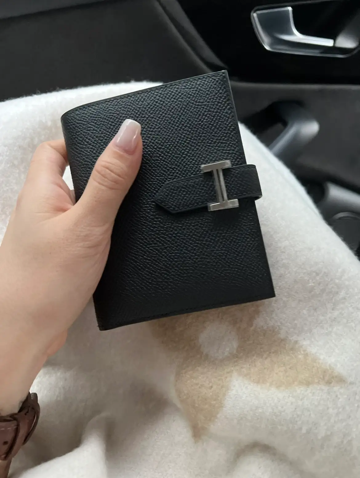 에르메스 베안 컴팩트 쉐브르 반지갑