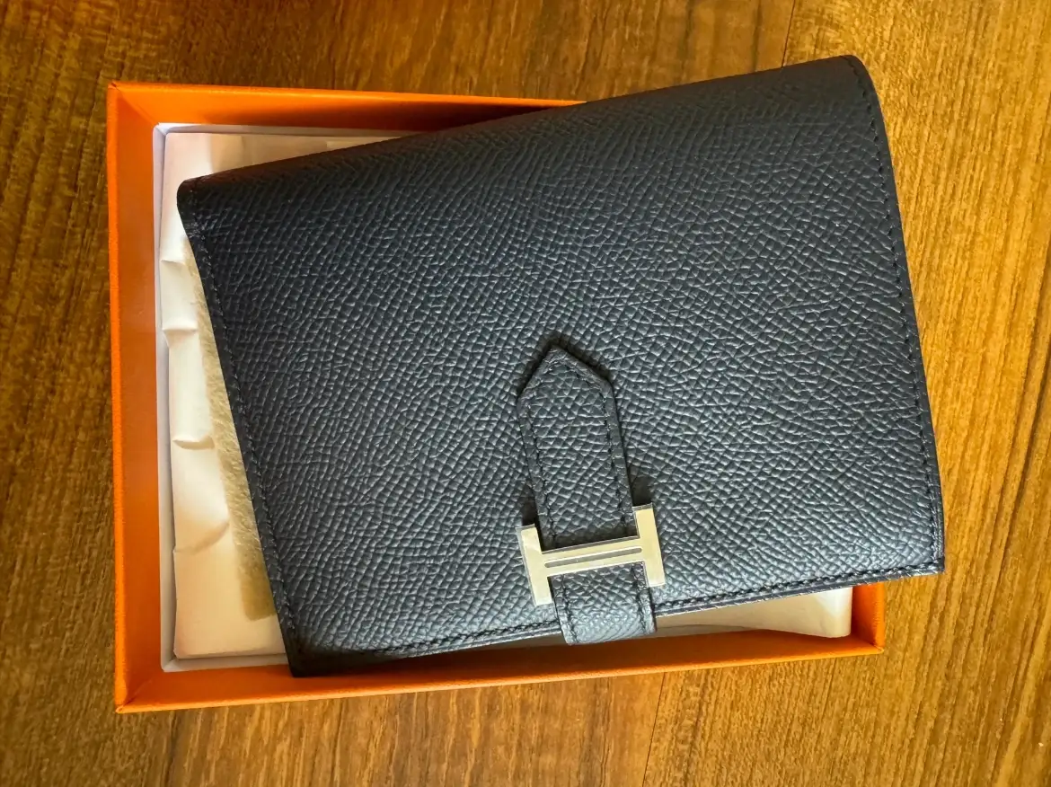 에르메스 베안 컴팩트 쉐브르 반지갑