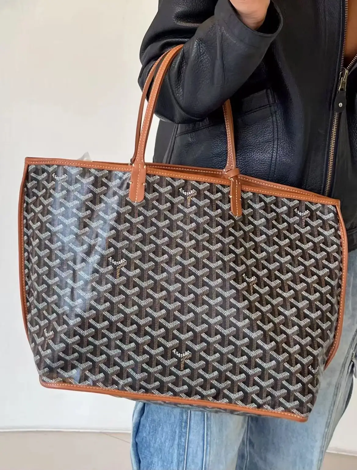 한경**** 리뷰 이미지